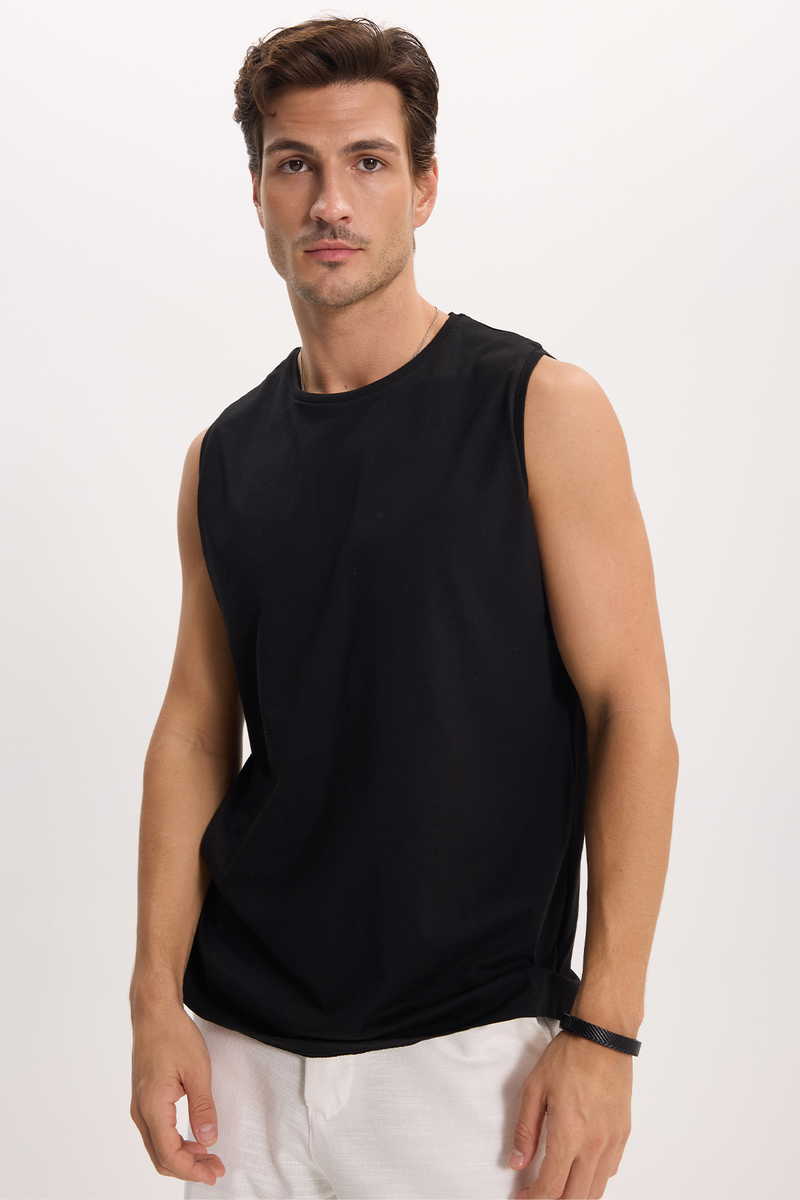 Plain Black 
