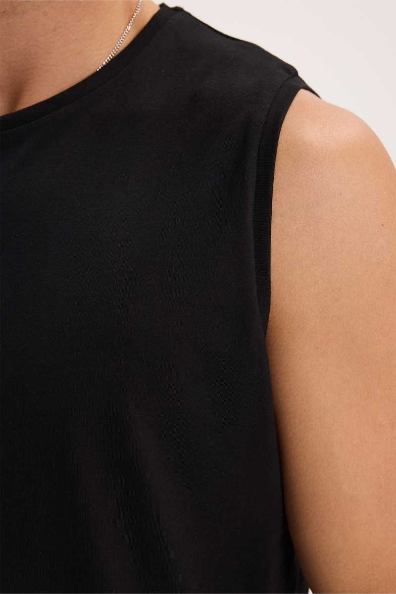 Plain Black 
