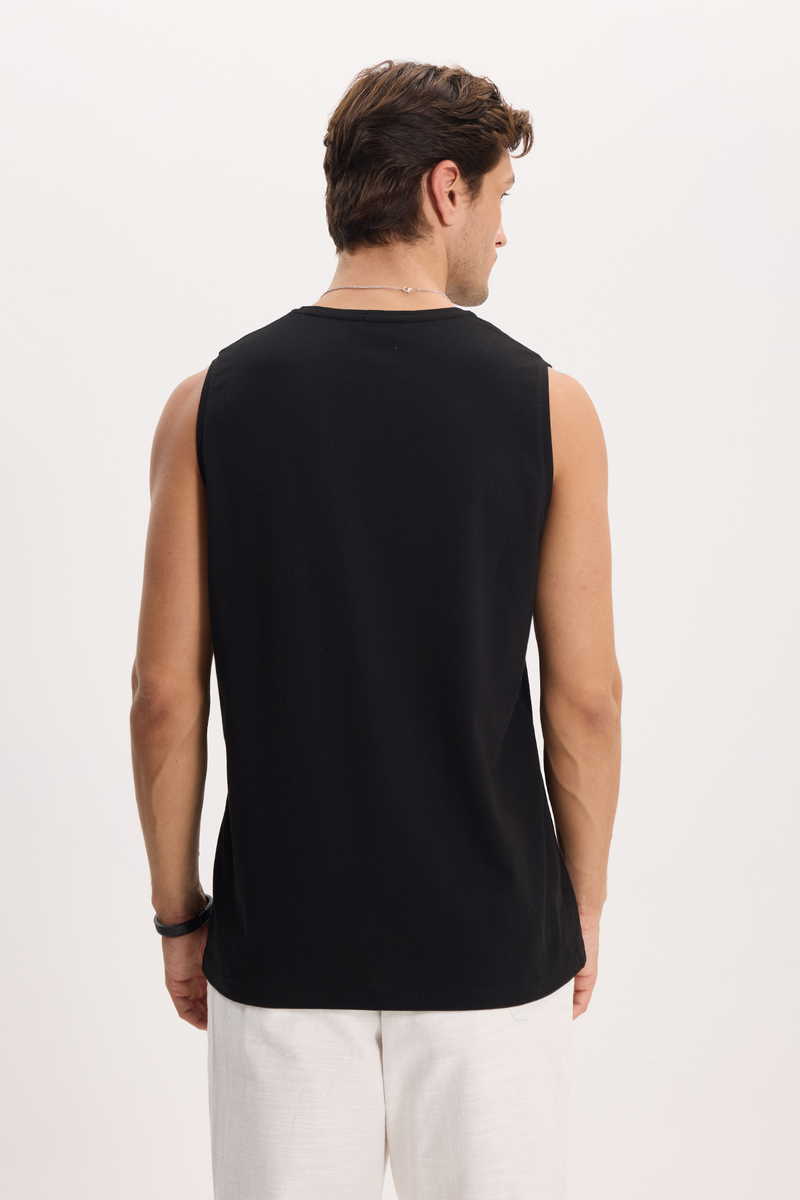 Plain Black 