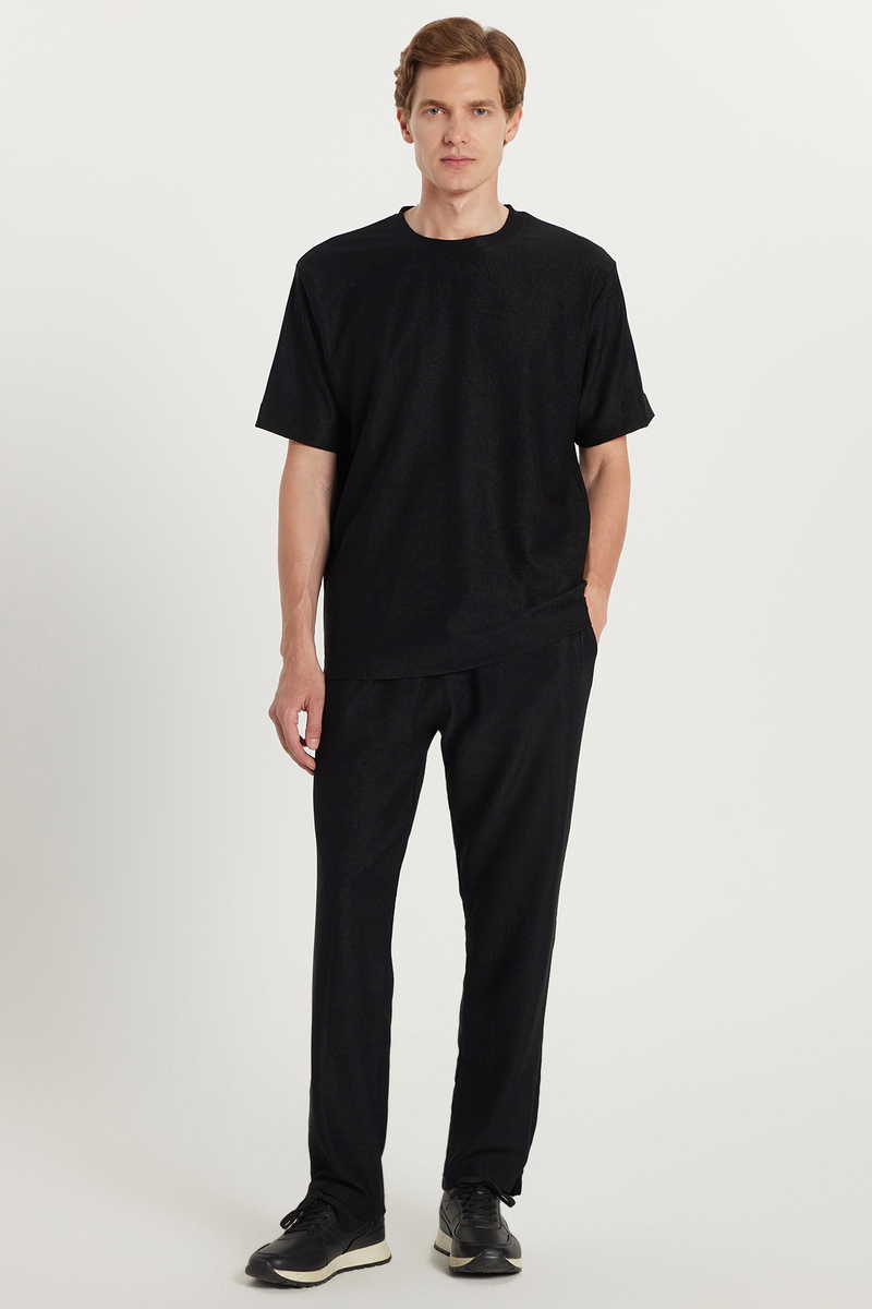 Oversize - Relaxed Fit Oversize - Relaxed Fit