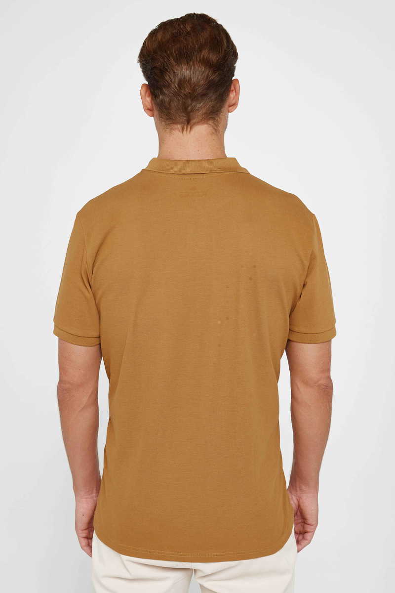 Classic Fit - Comfort Fit T-Shirt