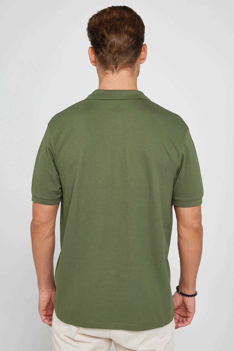 Classic Fit - Comfort Fit T-Shirt