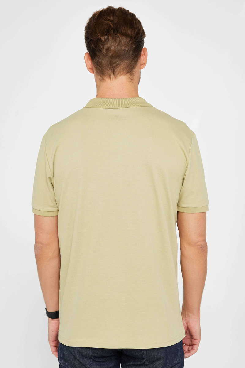 Classic Fit - Comfort Fit T-Shirt