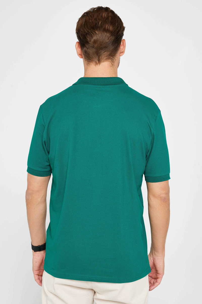 Classic Fit - Comfort Fit T-Shirt