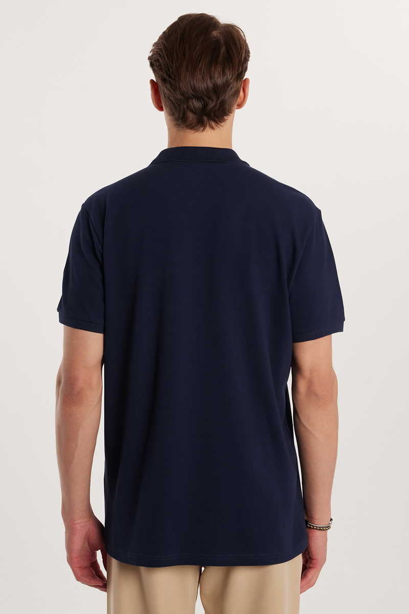 Classic Fit - Comfort Fit T-Shirt Classic Fit - Comfort Fit T-Shirt