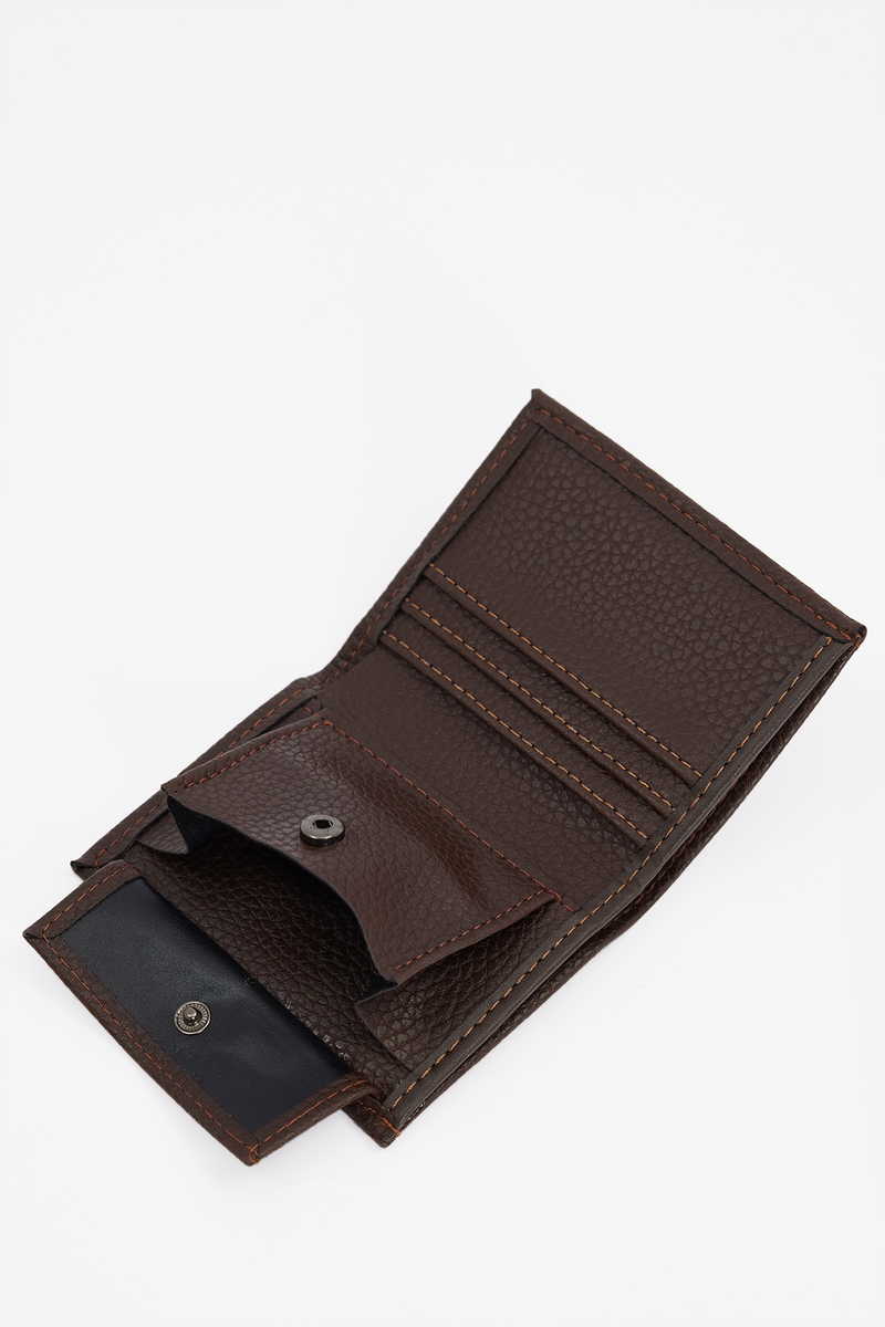  Кафеава Паричник