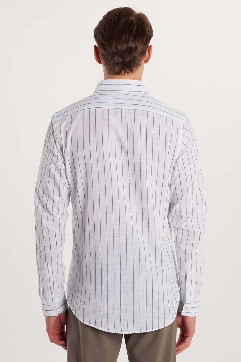 Slim fit Ing Slim fit Ing