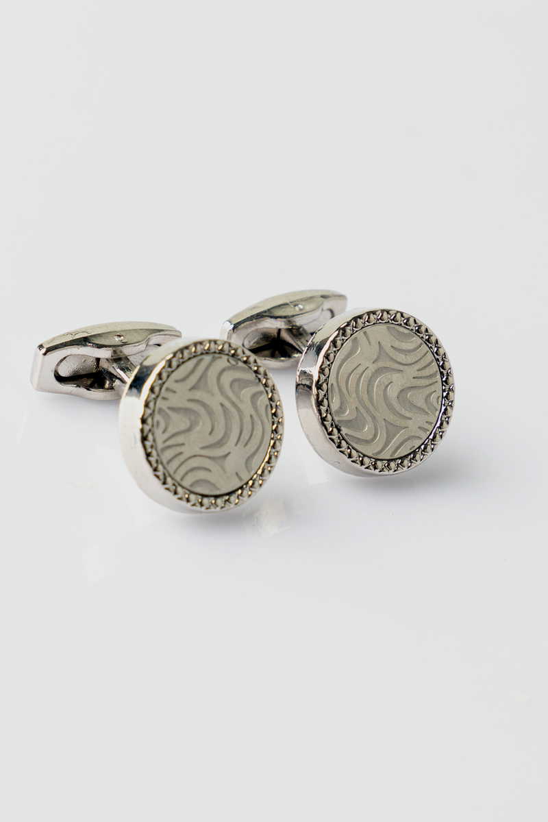   Cufflink