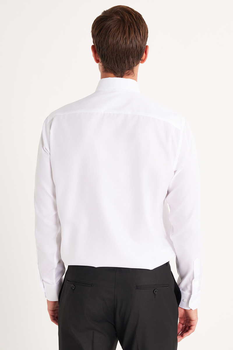 Classic Fit-Comfort Fit - Правa Кройка Риза Classic Fit-Comfort Fit - Правa Кройка Риза