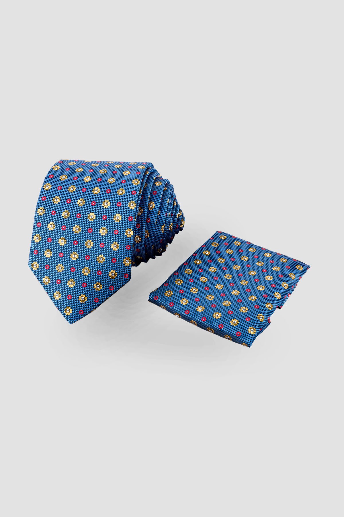 Kék színű apró sárga virágmintás klasszikus nyakkendő
