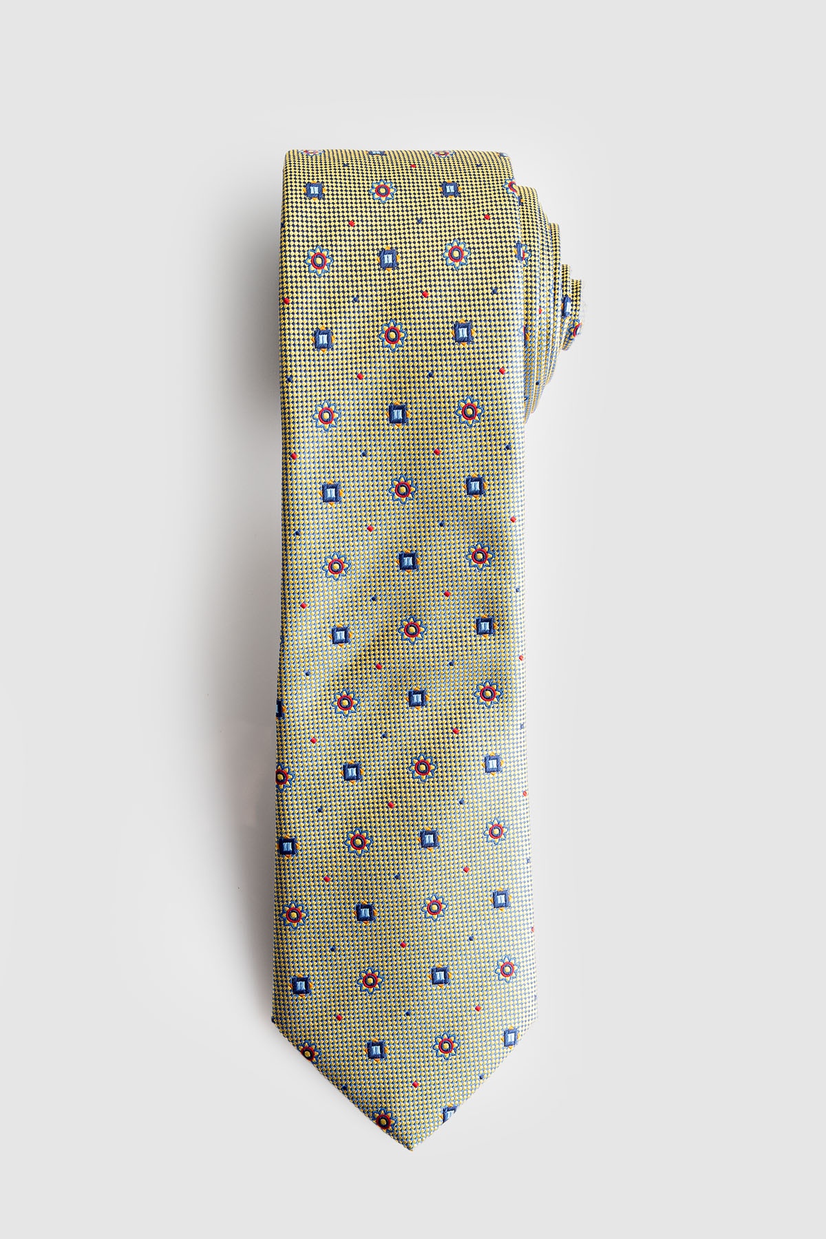 Sárga alapon apró mintás klasszikus nyakkendő