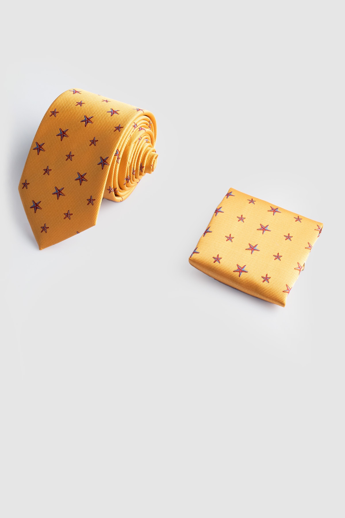 Klasszikus nyakkendő Nyakkendő
