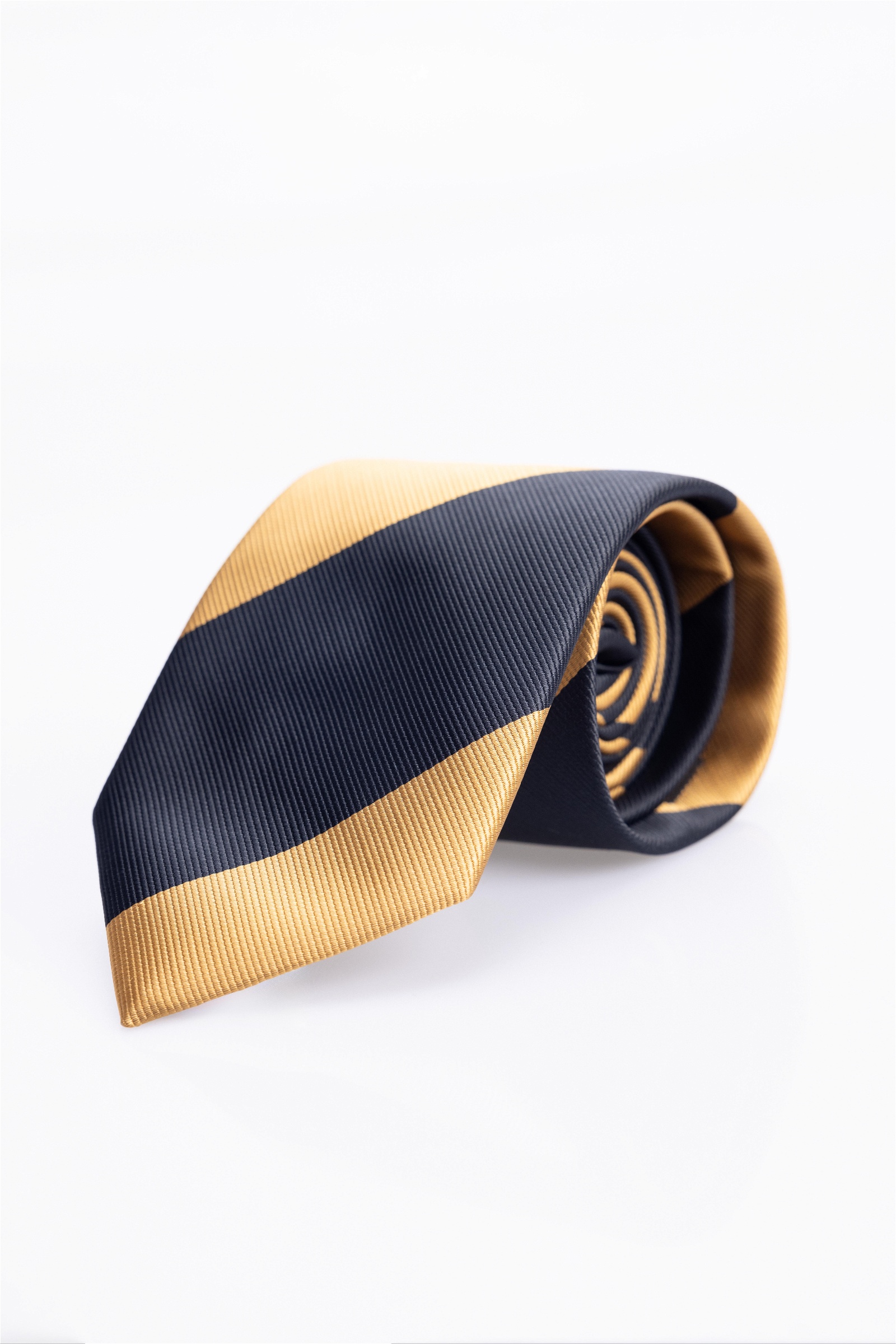 Класическа вратовръзка Вратовръзка