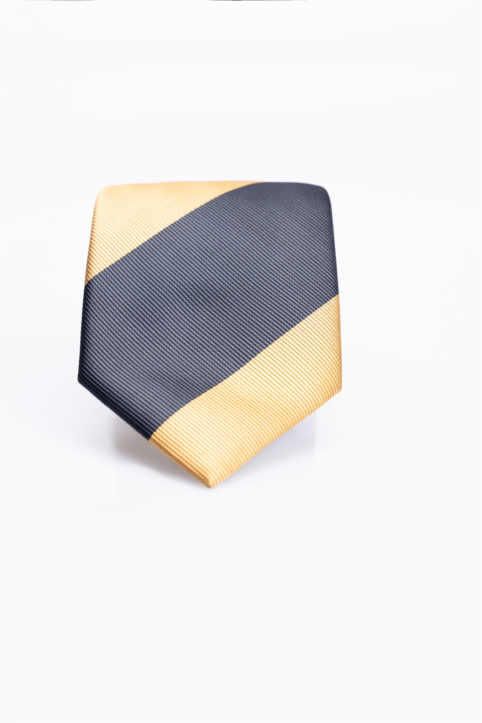Класическа вратовръзка Вратовръзка