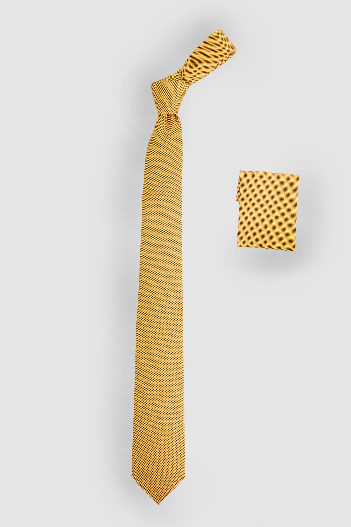 Plain Gold Tie