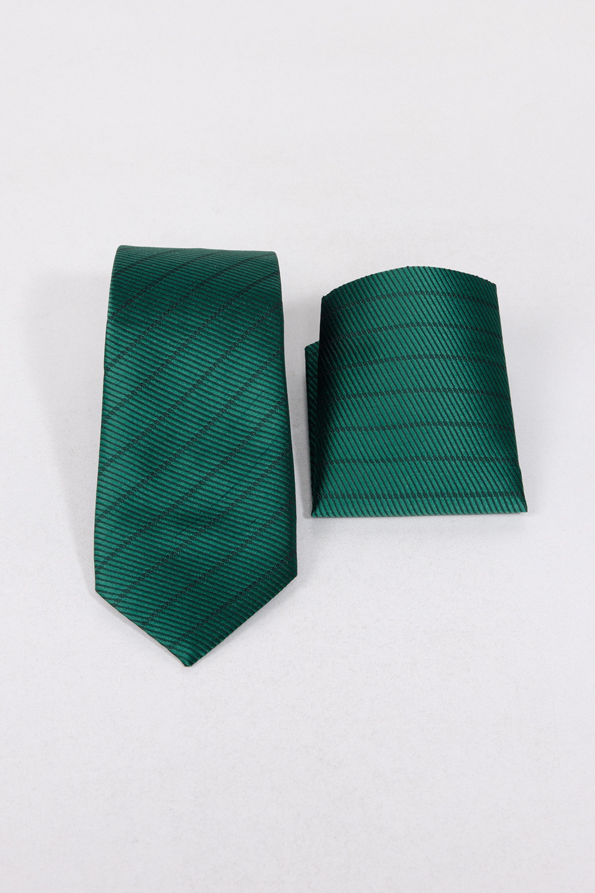  Зелен Вратовръзка