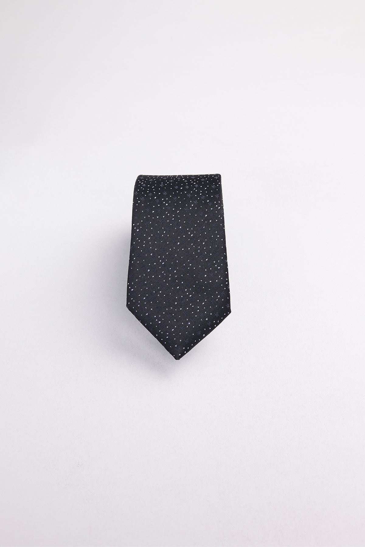  Black Tie