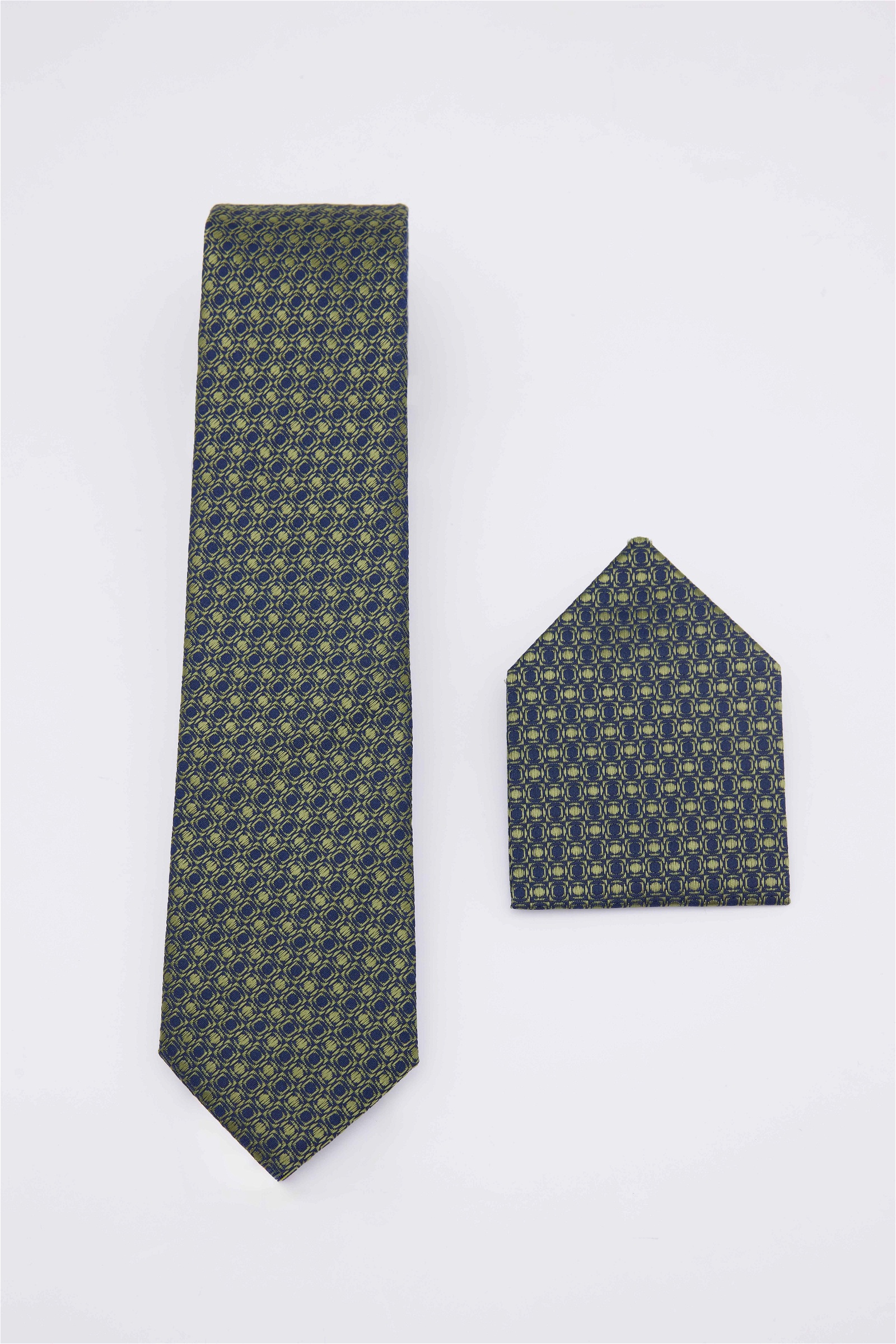  Зелен Вратовръзка