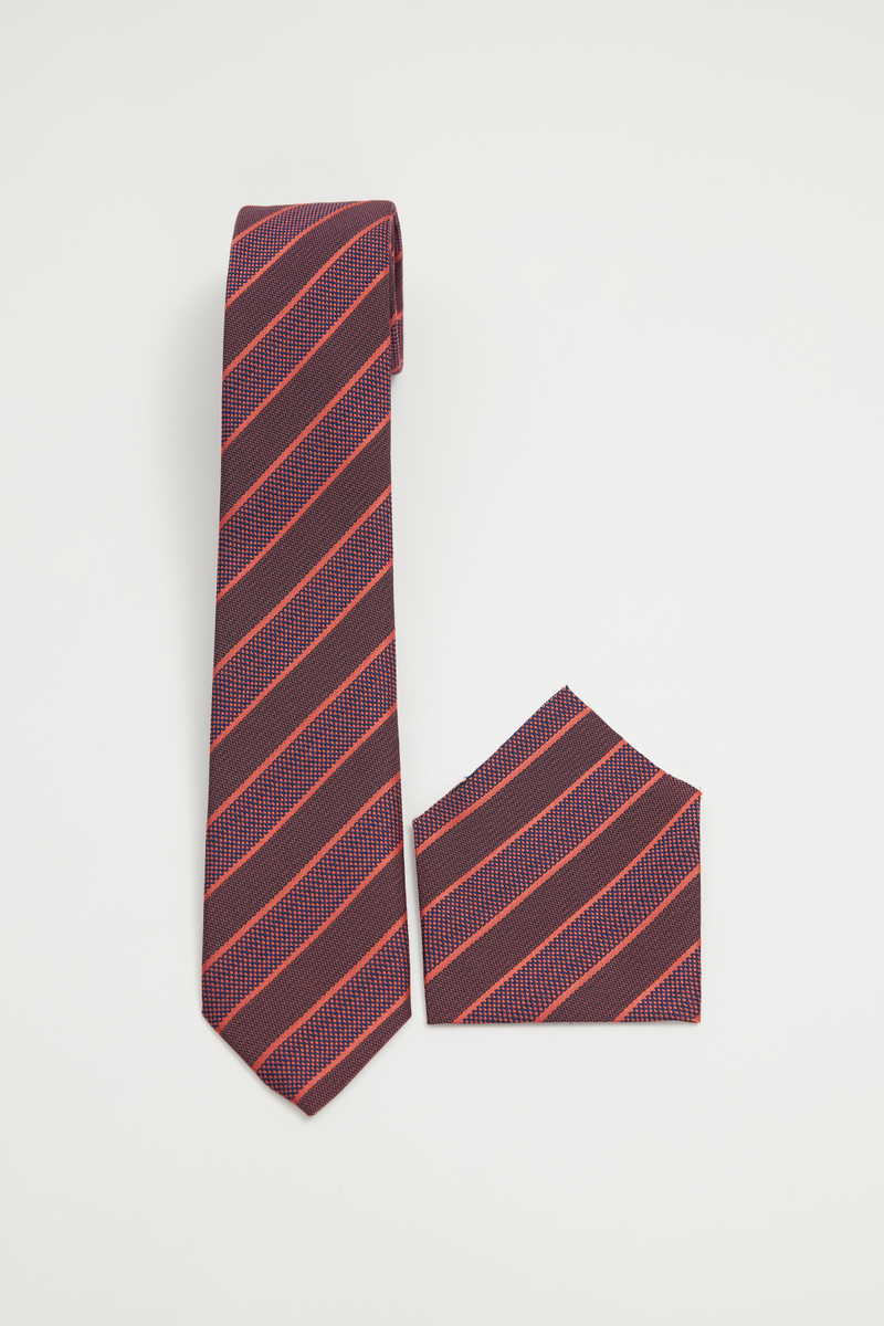 Klasszikus nyakkendő Nyakkendő