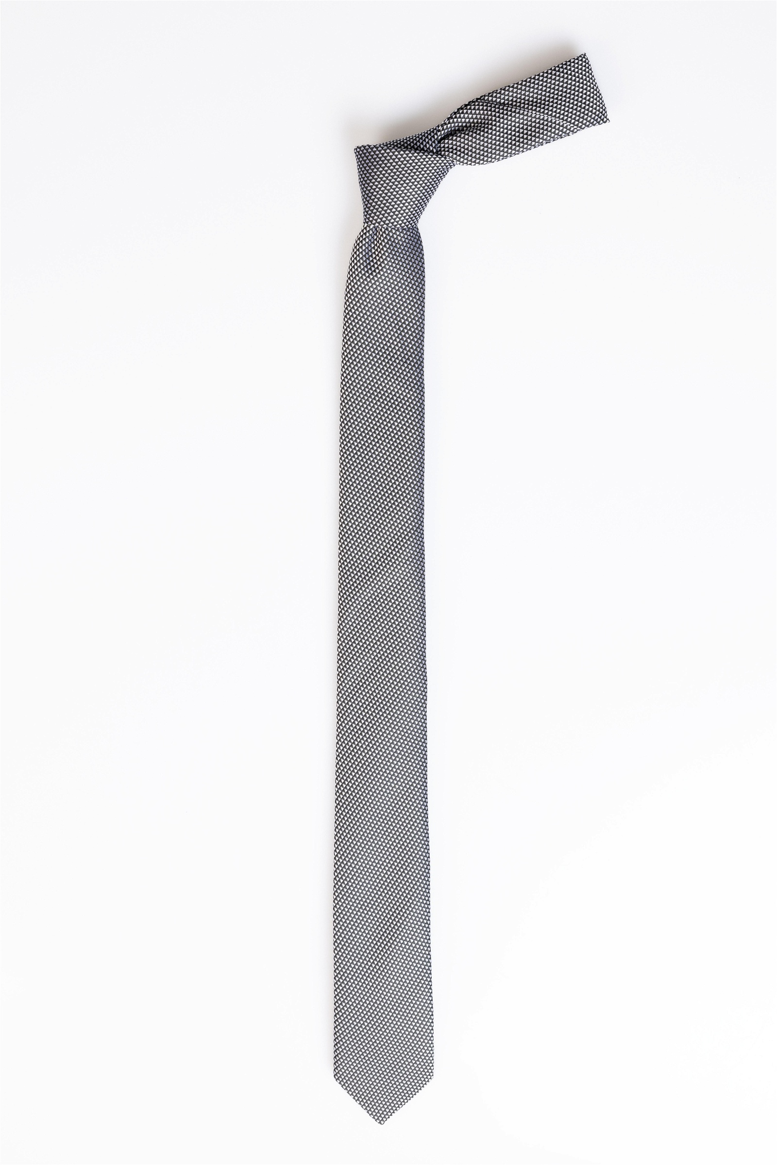   галстук