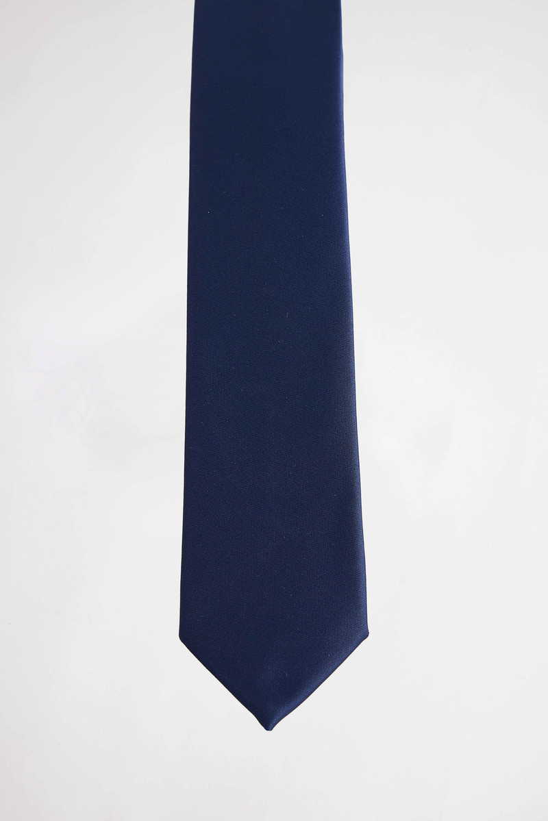 Slim Tie Tie