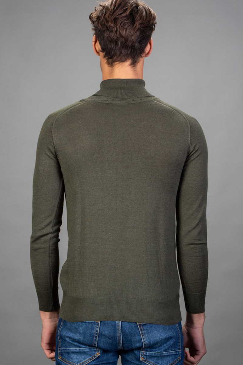 Slim Fit Sweater