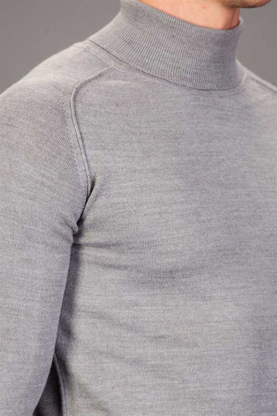 Slim fit džemper Slim fit džemper