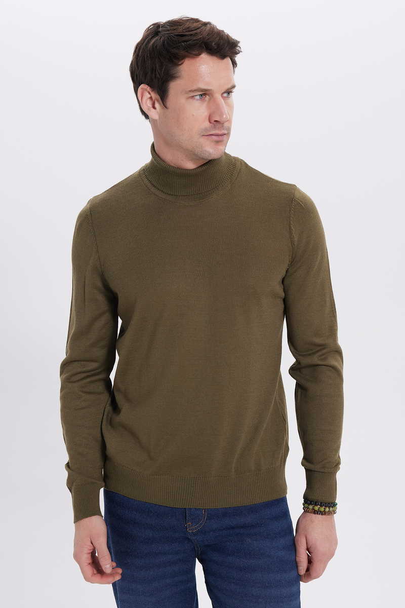 Slim Fit Sweater