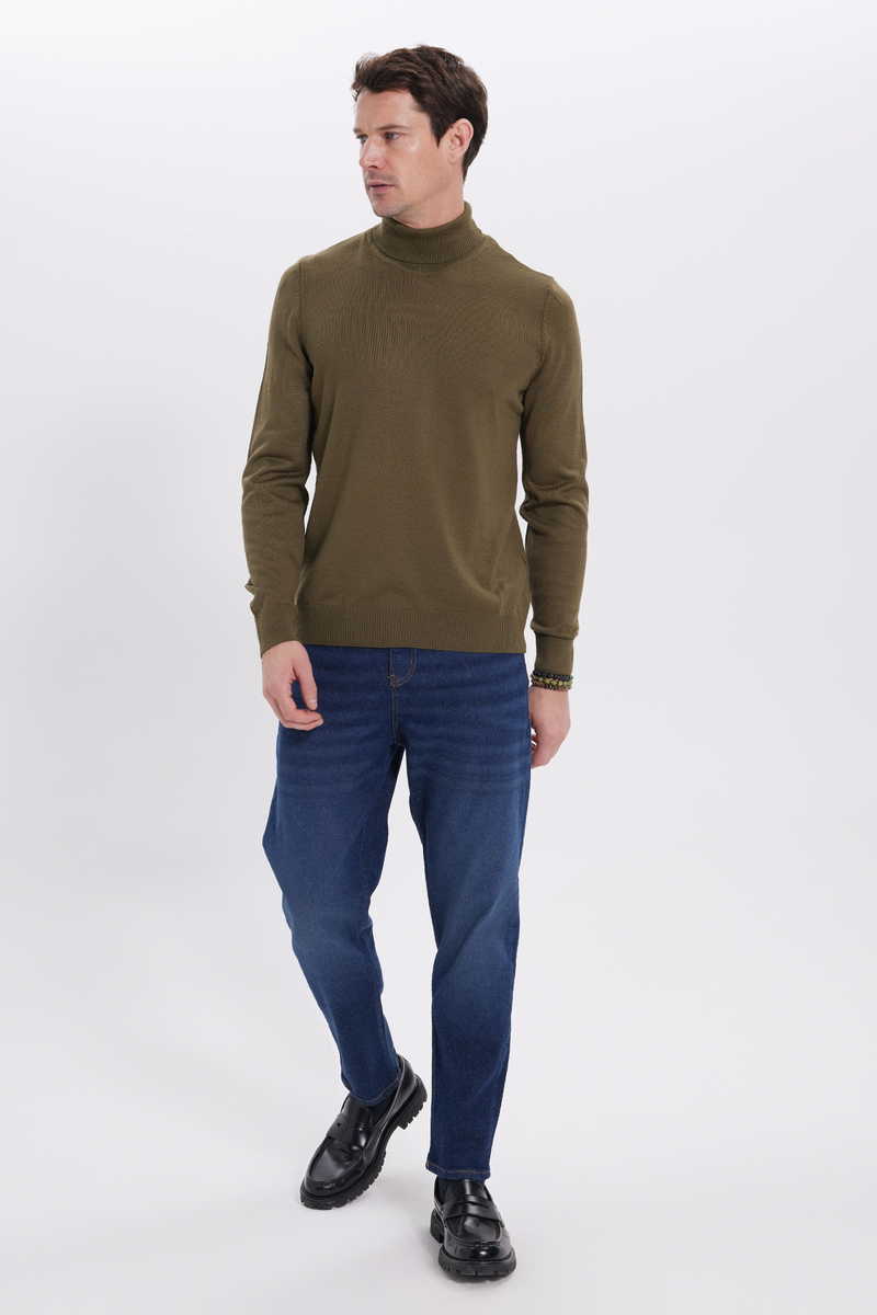 Slim Fit Sweater