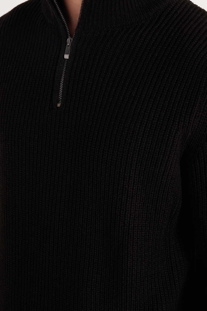 Slim Fit Sweater