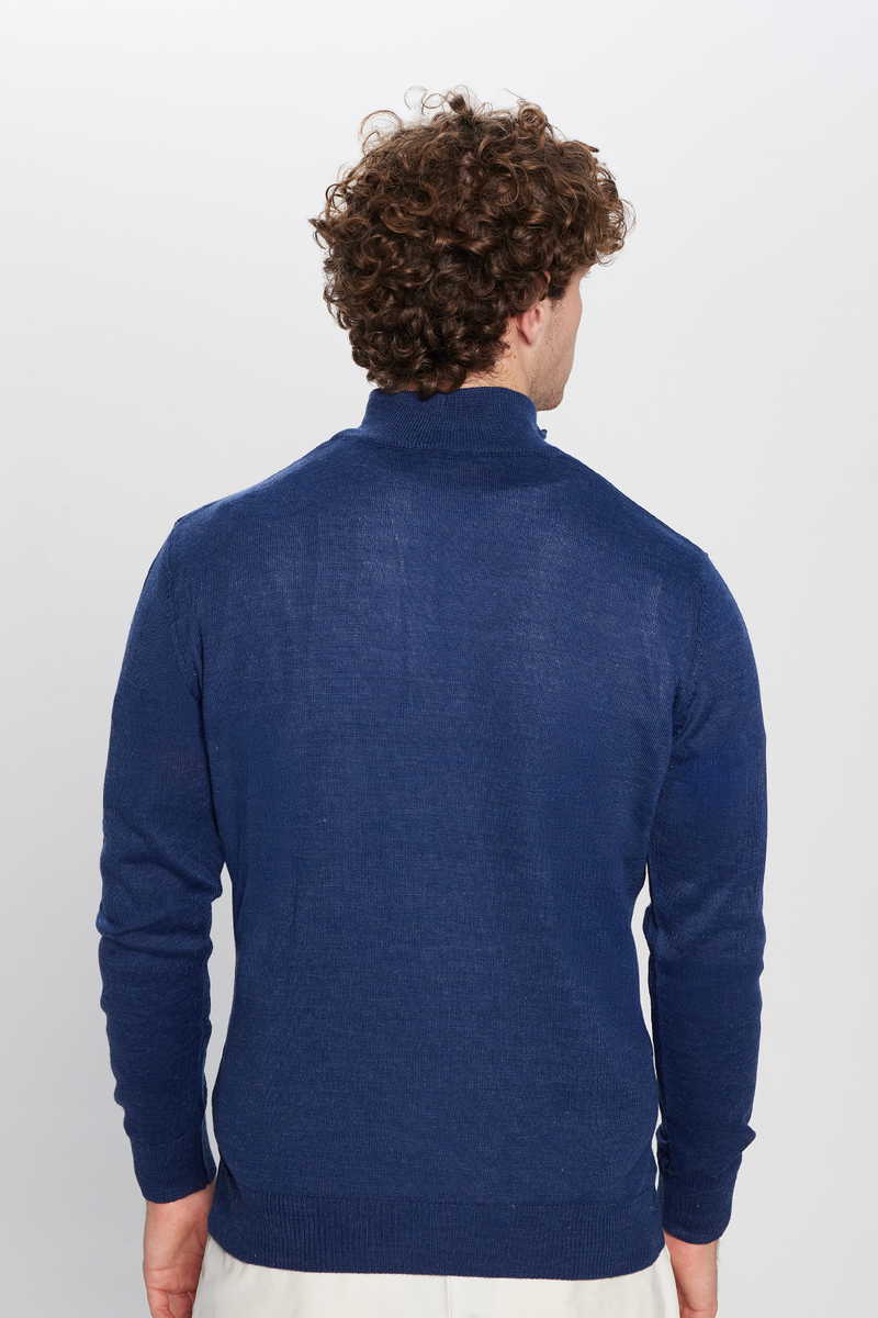 Classic Fit - Comfort Fit Sweater