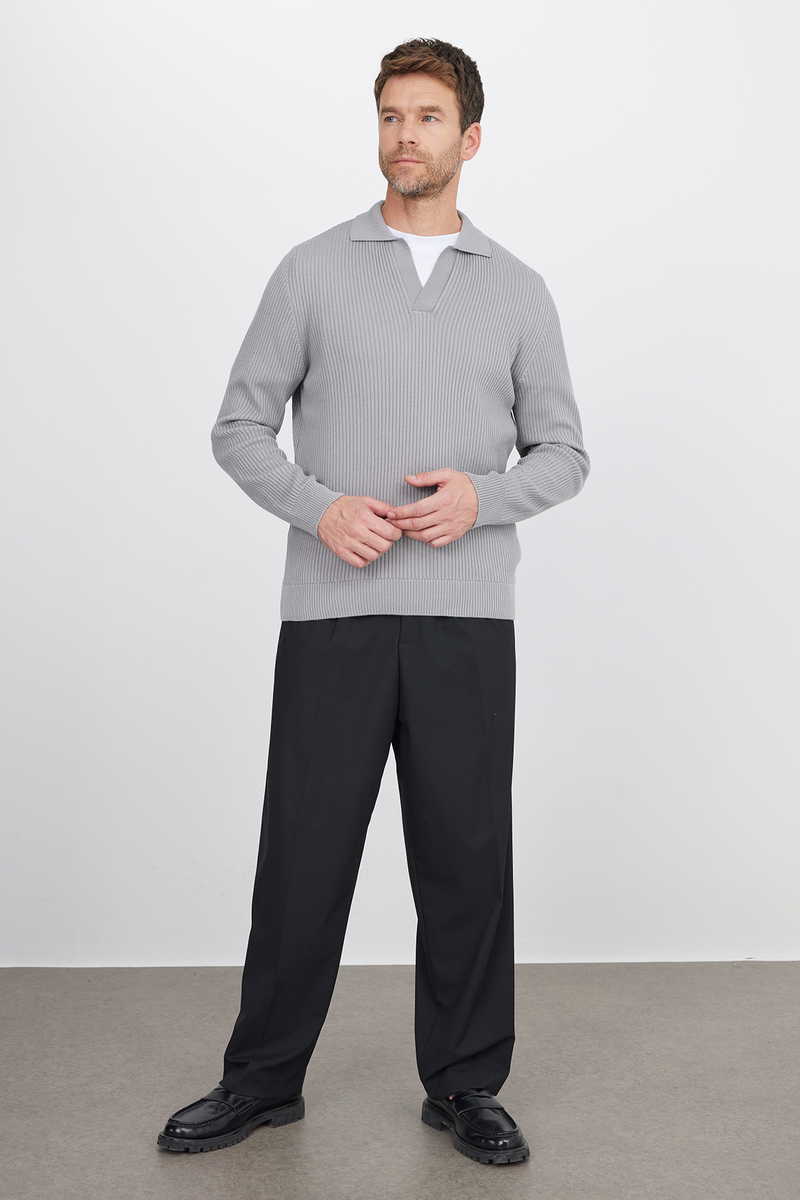 Jednobojni Siva Džemper