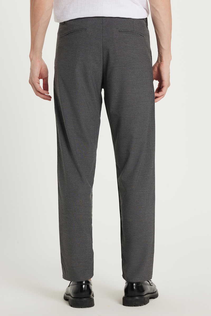 Slim Fit-Strukirana  Hlače