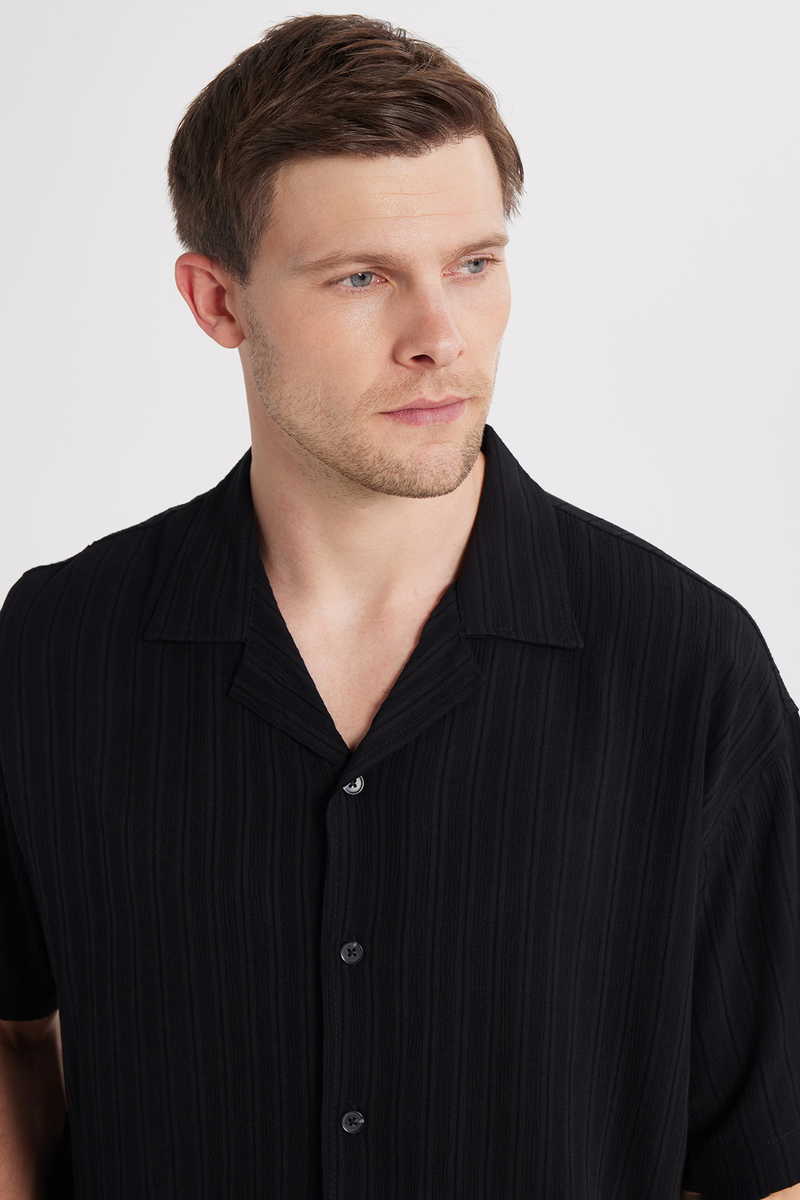 Black Shirt Black Shirt