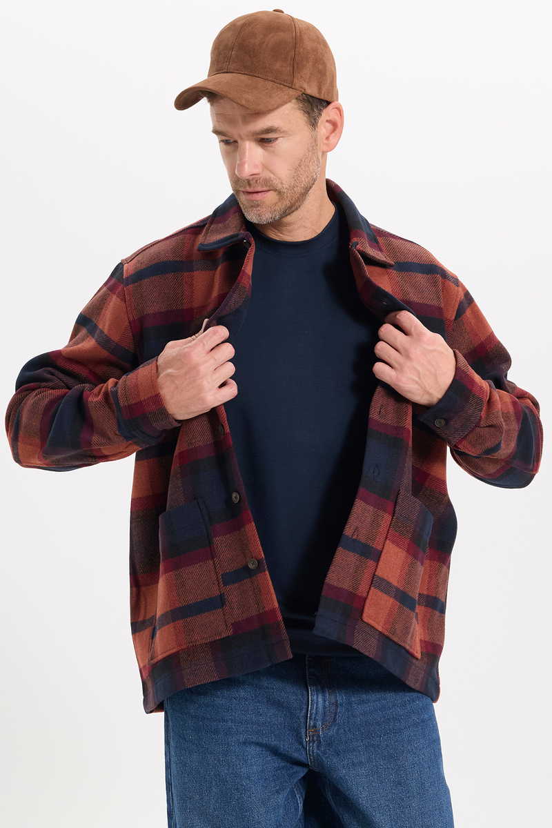 Classic Fit-Comfort Fit - Правa Кройка Риза Classic Fit-Comfort Fit - Правa Кройка Риза