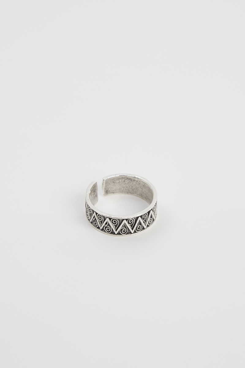 Patterned Silver Ring