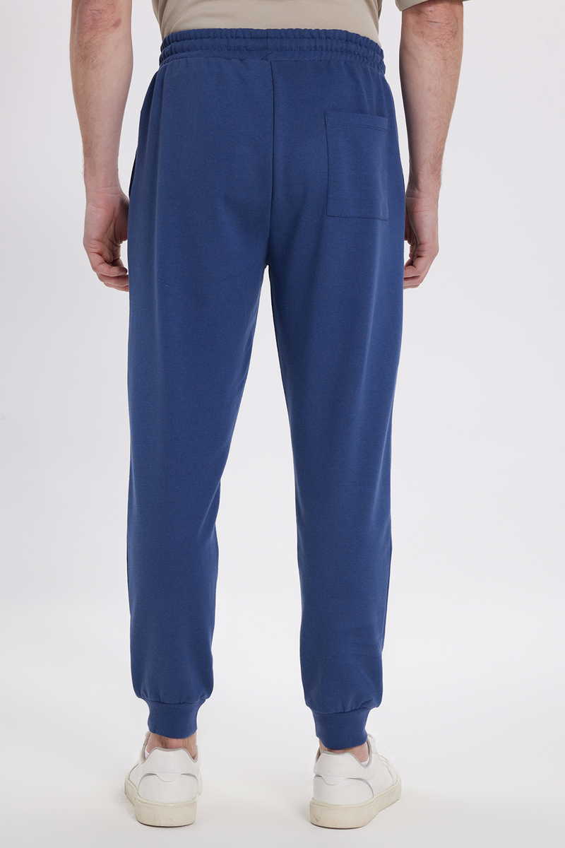 Classic Fit - Comfort Fit 