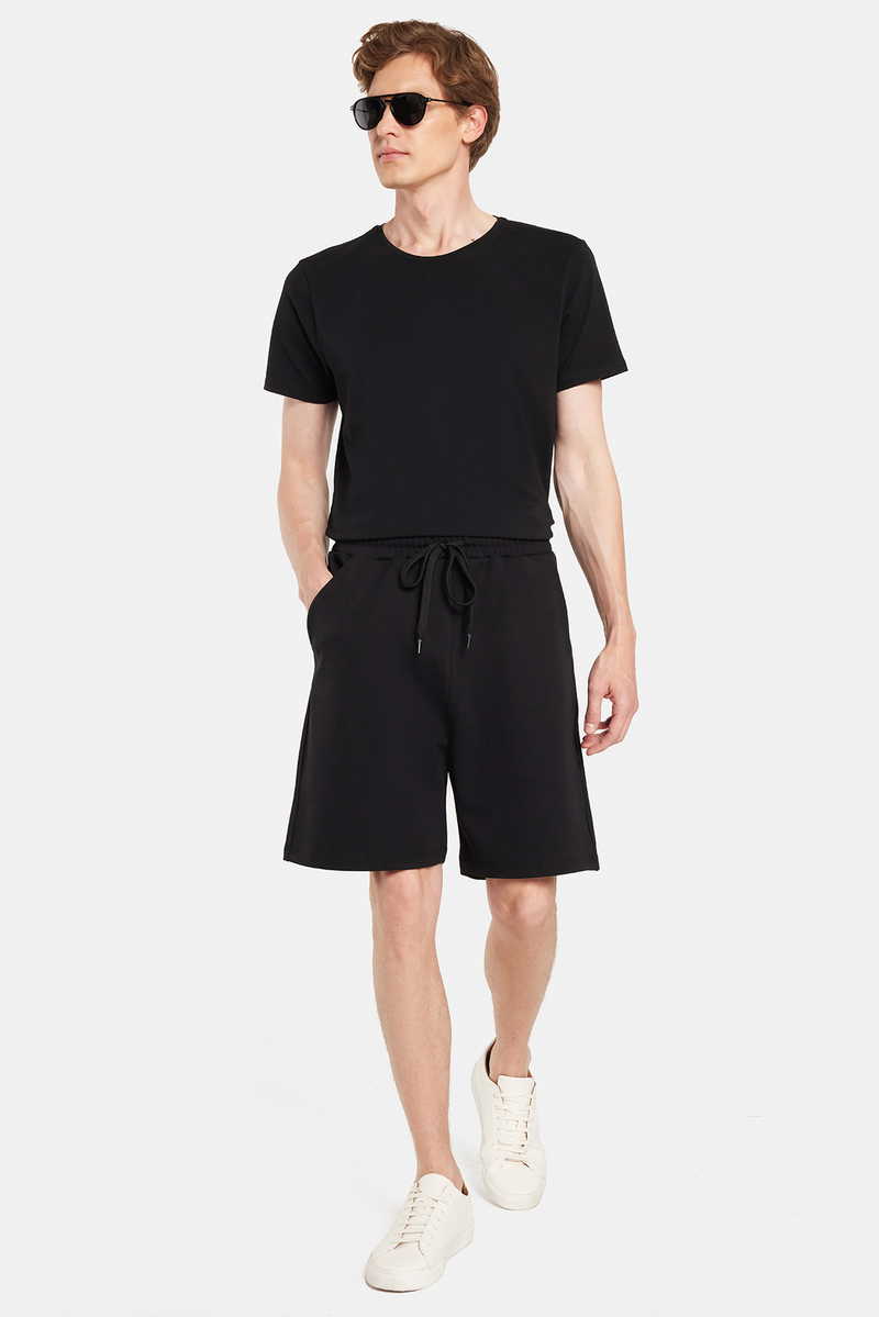Plain Black 