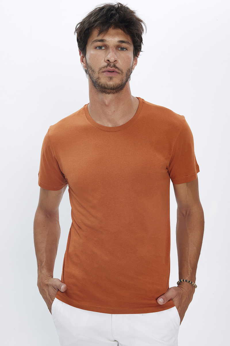Slim Fit T-Shirt Slim Fit T-Shirt