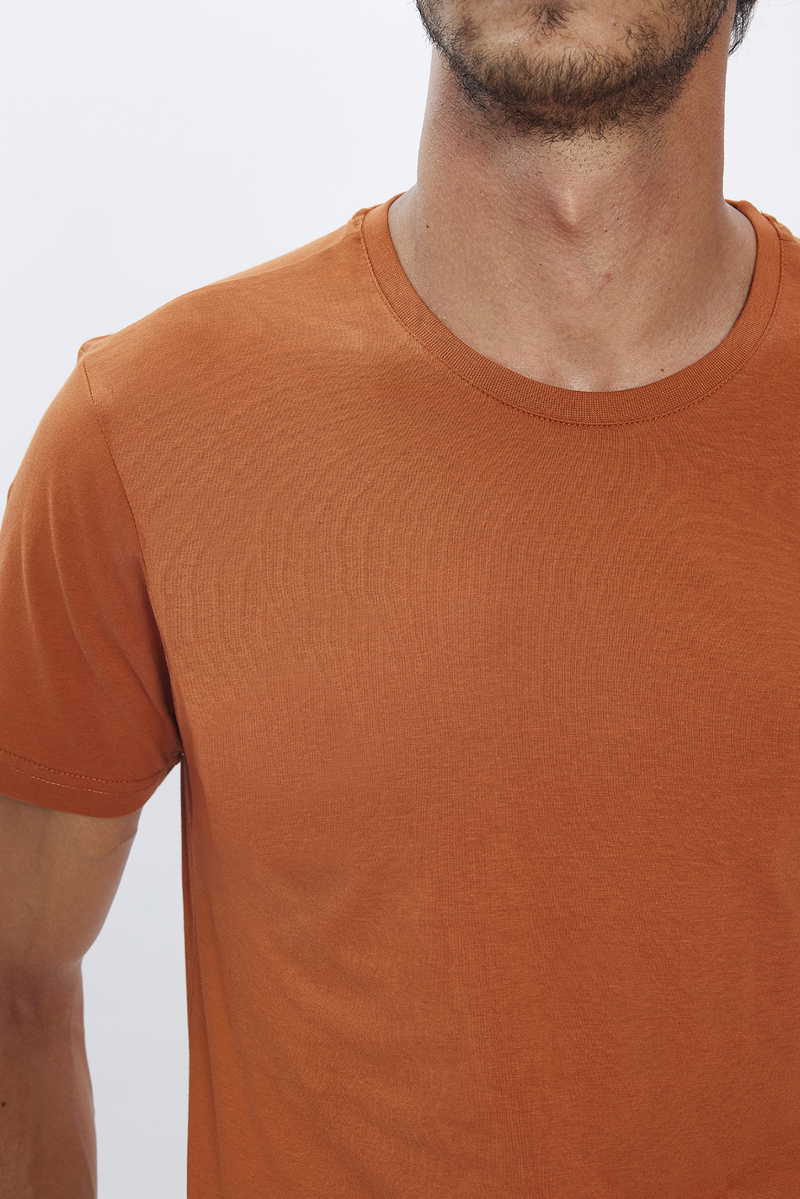 Slim Fit T-Shirt Slim Fit T-Shirt