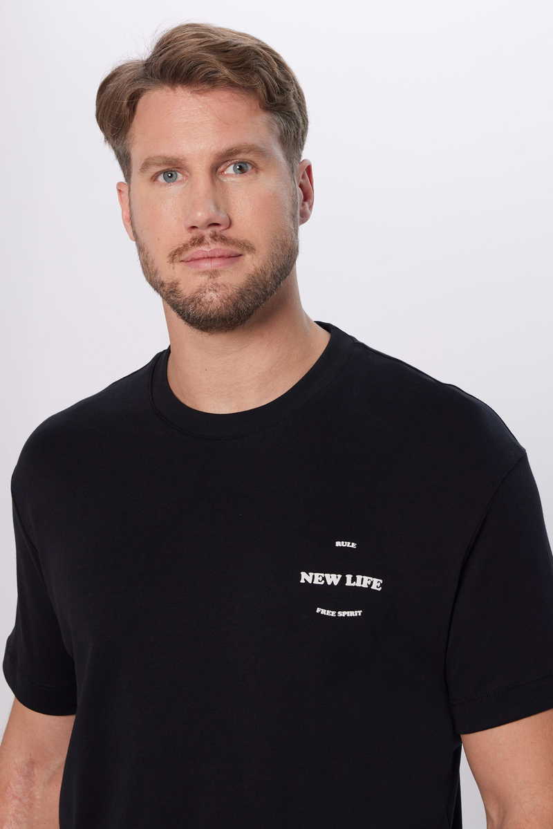 Plain Black T-Shirt Plain Black T-Shirt