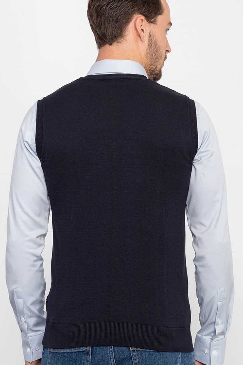 Slim Fit Sleeveles Sweater