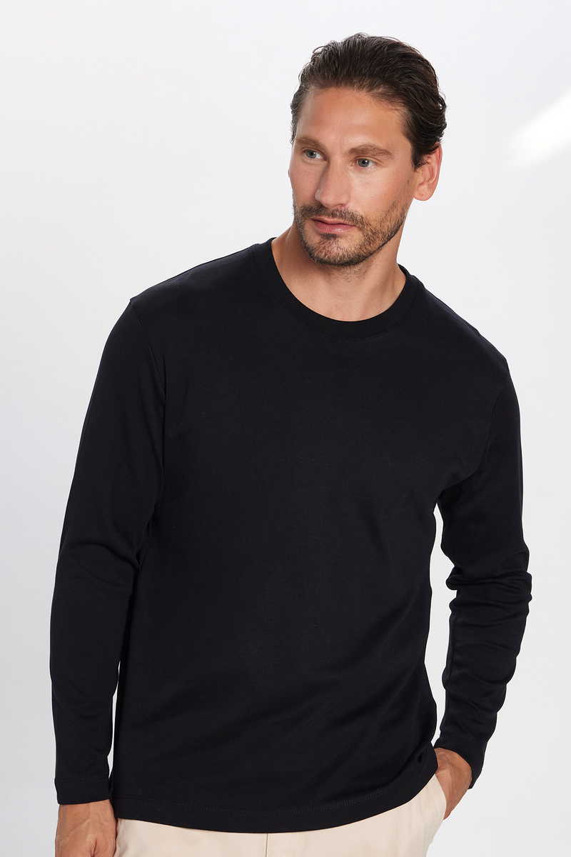 Plain Black T-Shirt