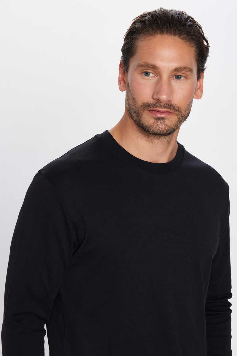 Plain Black T-Shirt