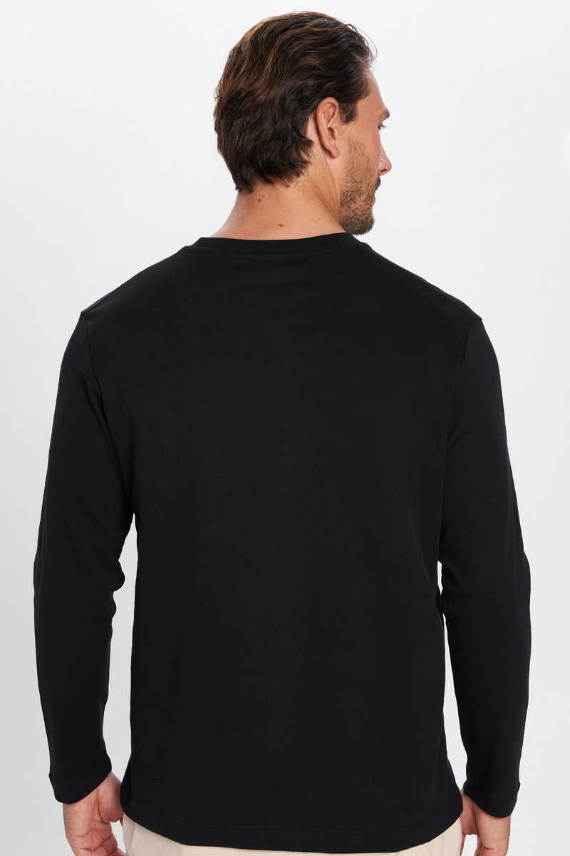 Plain Black T-Shirt