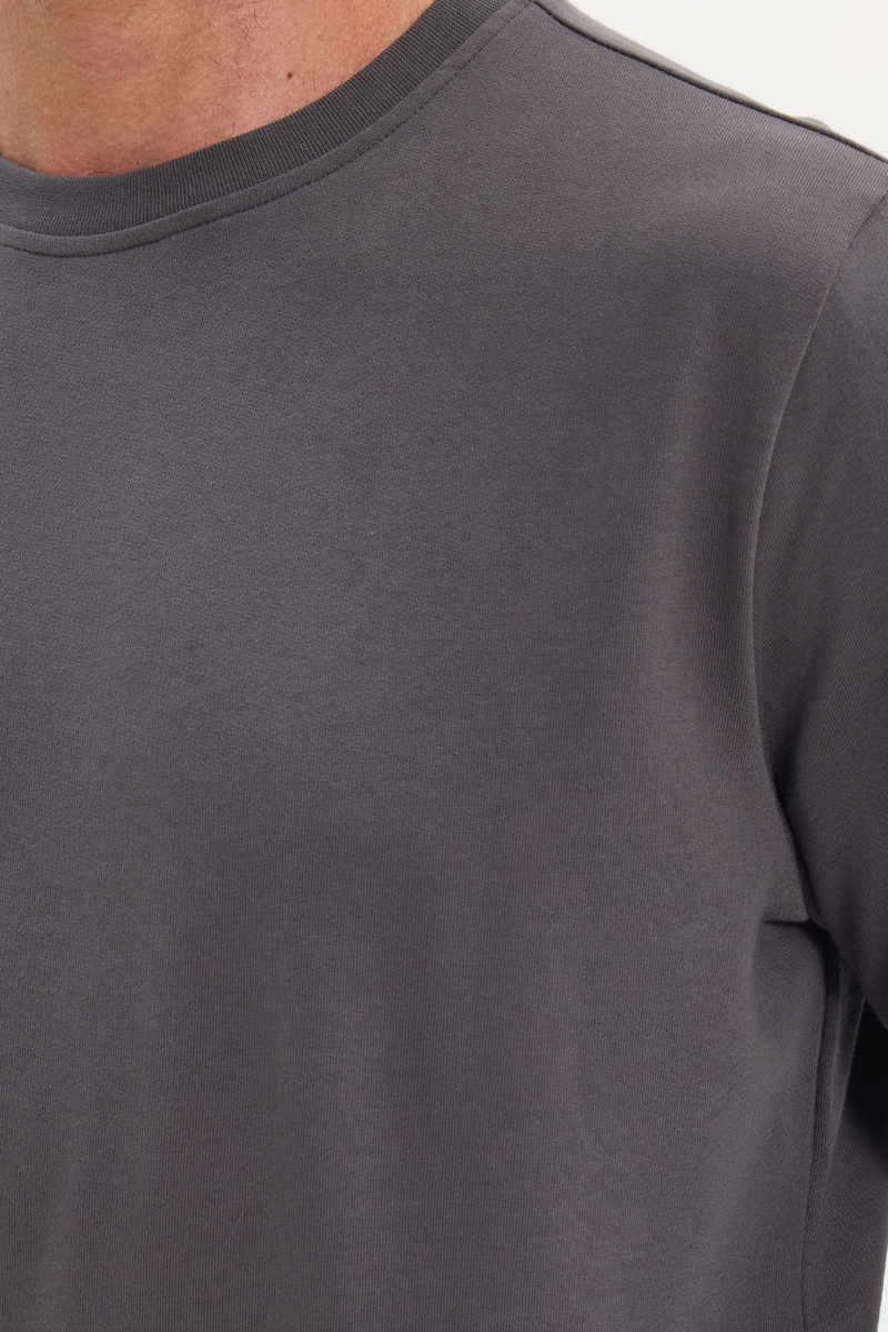 Plain  Sweatshirt