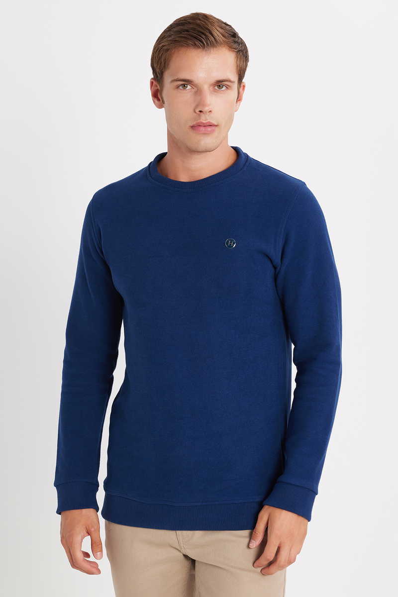 Slim Fit Sweatshirt