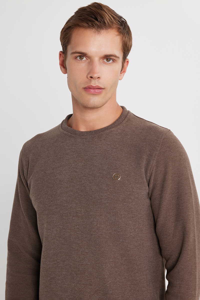 Slim Fit Sweatshirt
