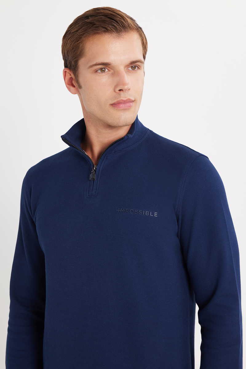 Slim Fit Sweatshirt Slim Fit Sweatshirt