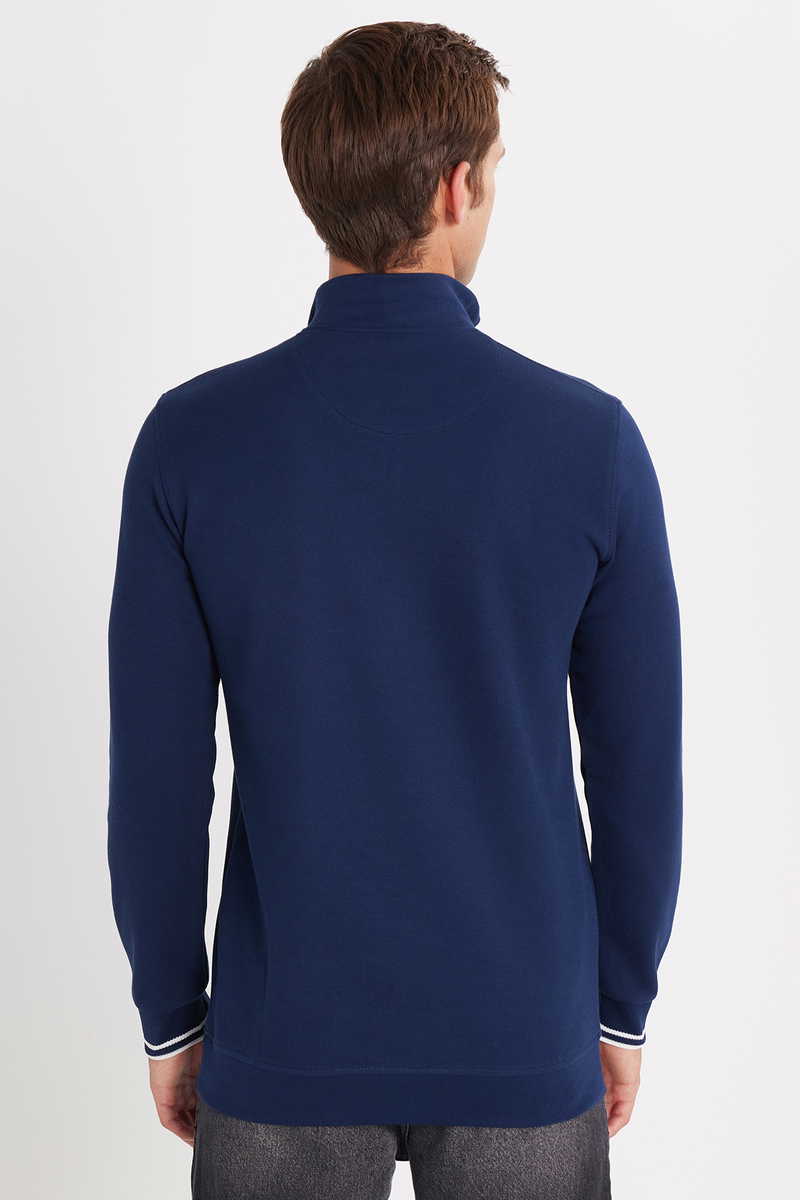 Slim Fit Sweatshirt Slim Fit Sweatshirt